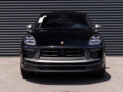 2025 Porsche Macan Macan T