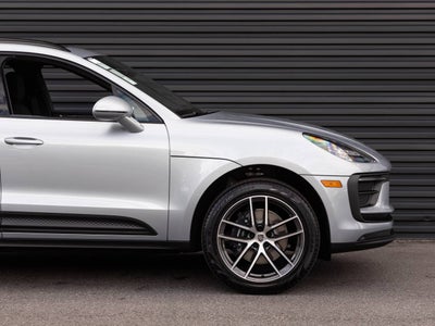 2026 Porsche Macan Macan