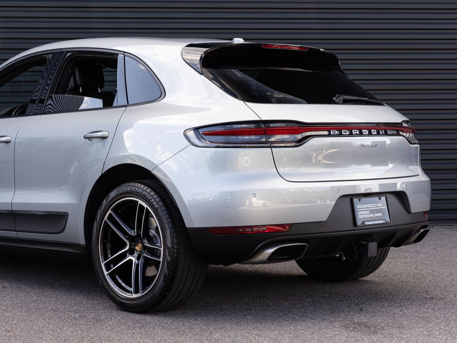 2020 Porsche Macan Macan