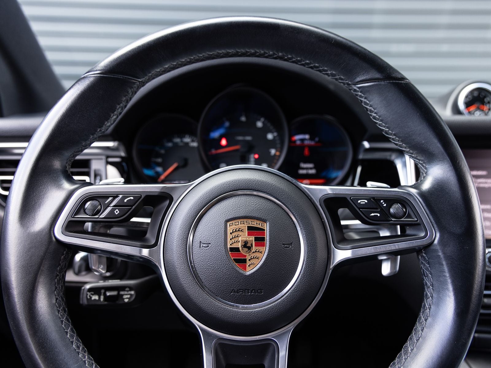 2020 Porsche Macan Macan