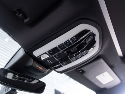 2020 Porsche Macan Macan