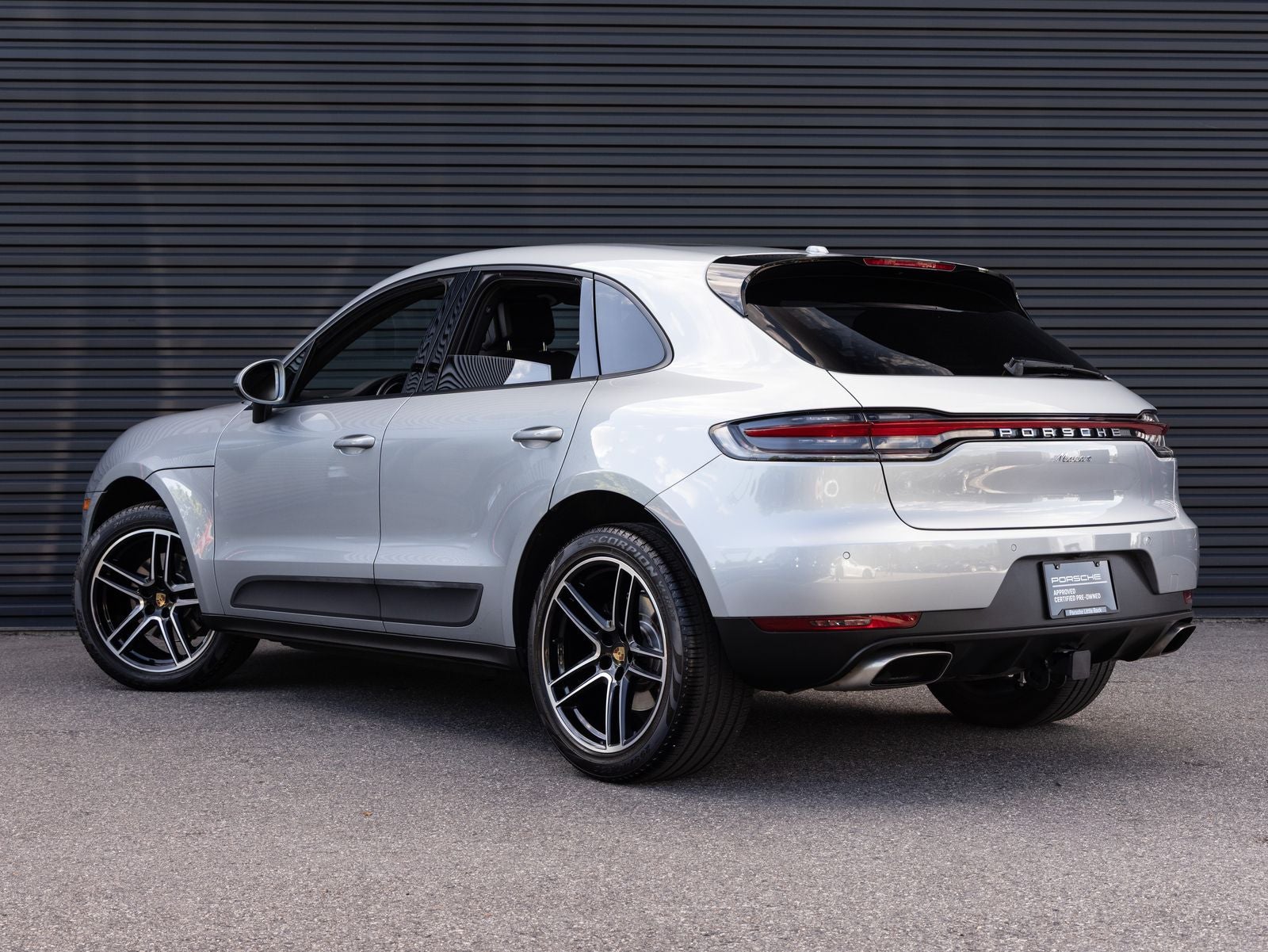 2020 Porsche Macan Macan