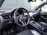 2020 Porsche Macan Macan