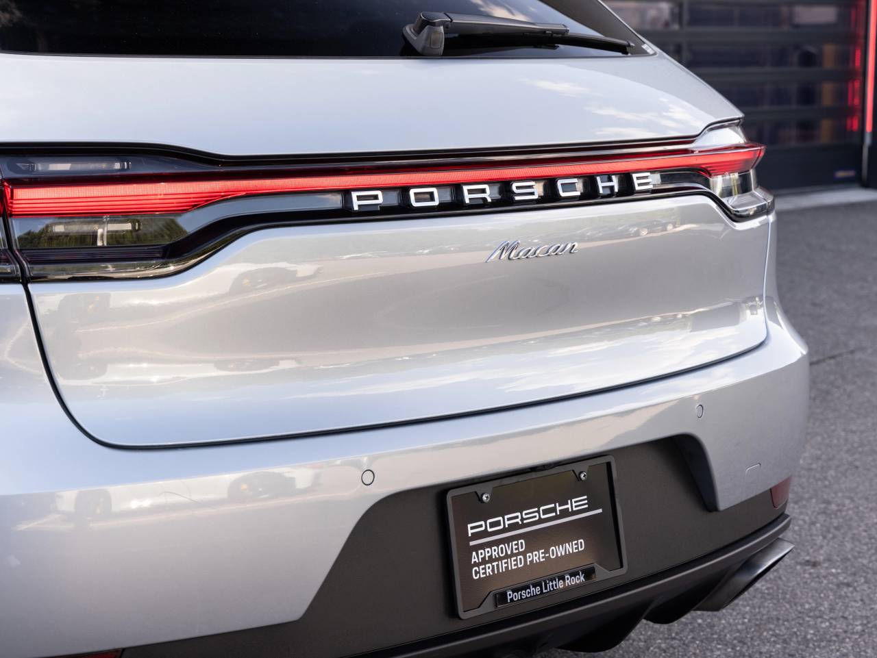 2020 Porsche Macan Macan