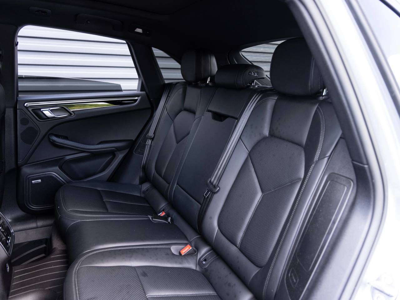 2020 Porsche Macan Macan