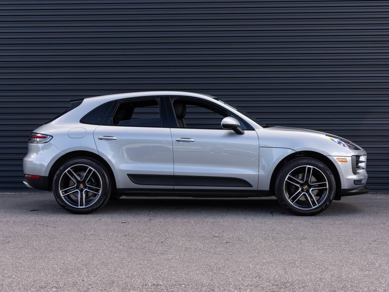 2020 Porsche Macan Macan