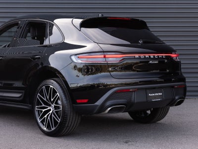 2026 Porsche Macan Macan