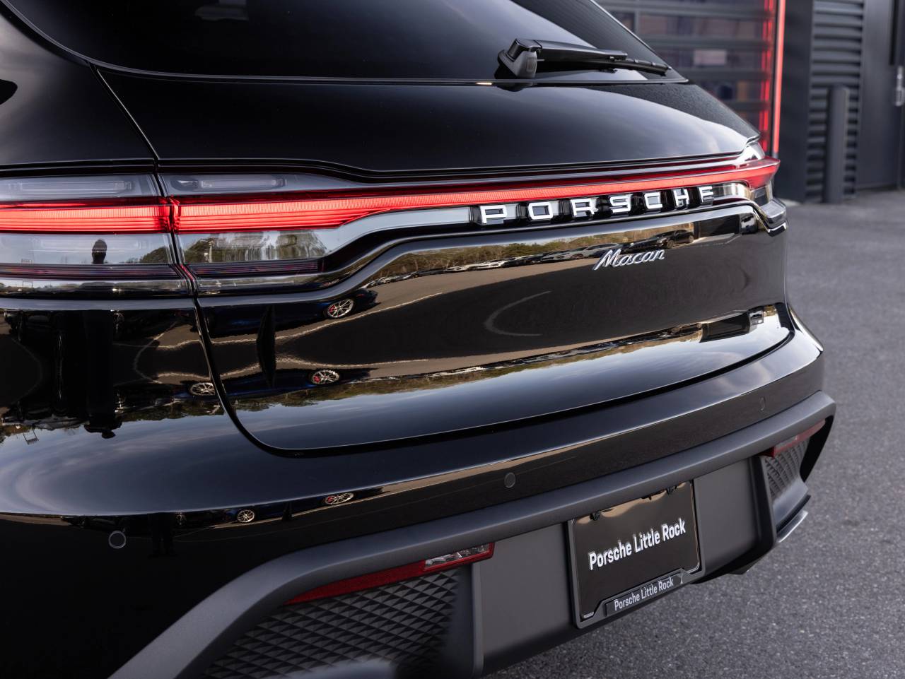 2026 Porsche Macan Macan