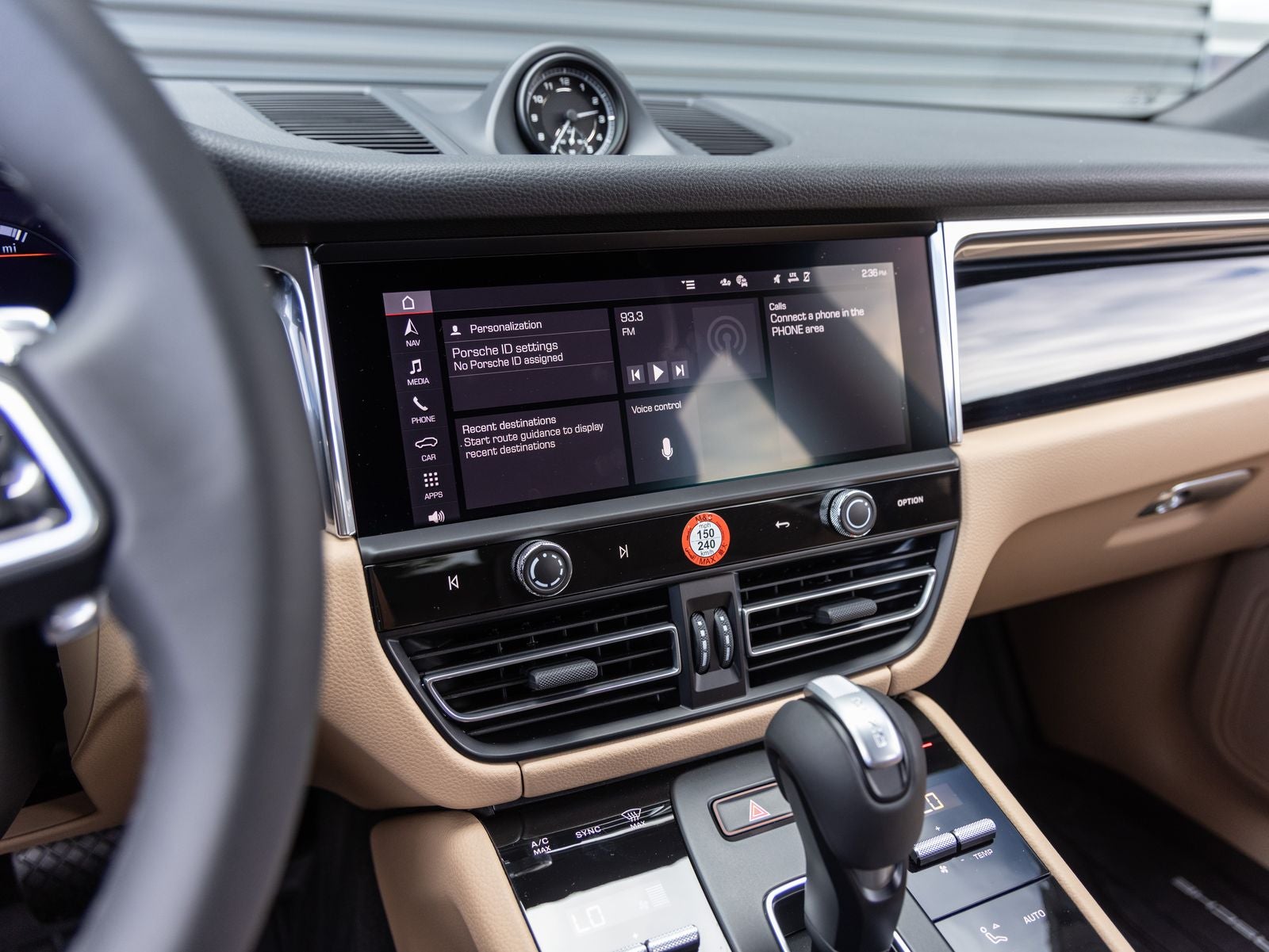 2026 Porsche Macan Macan