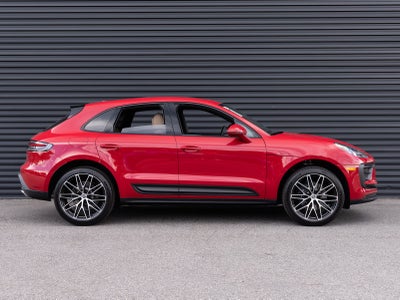 2026 Porsche Macan Macan