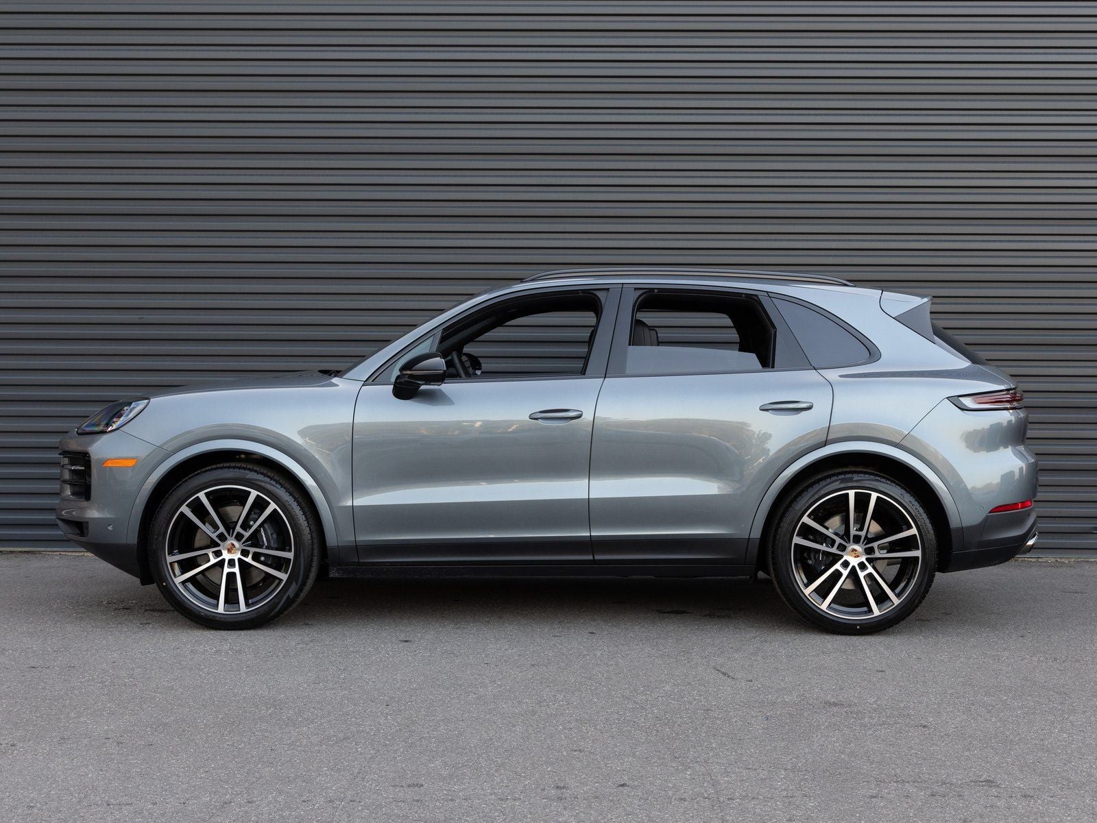 2026 Porsche Cayenne AWD