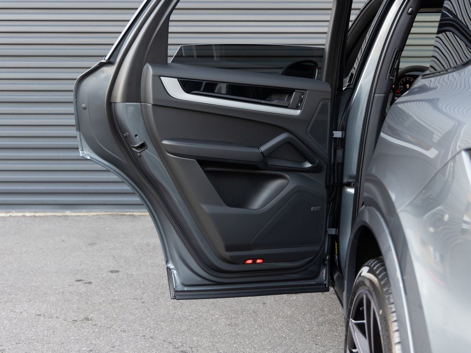 2026 Porsche Cayenne AWD