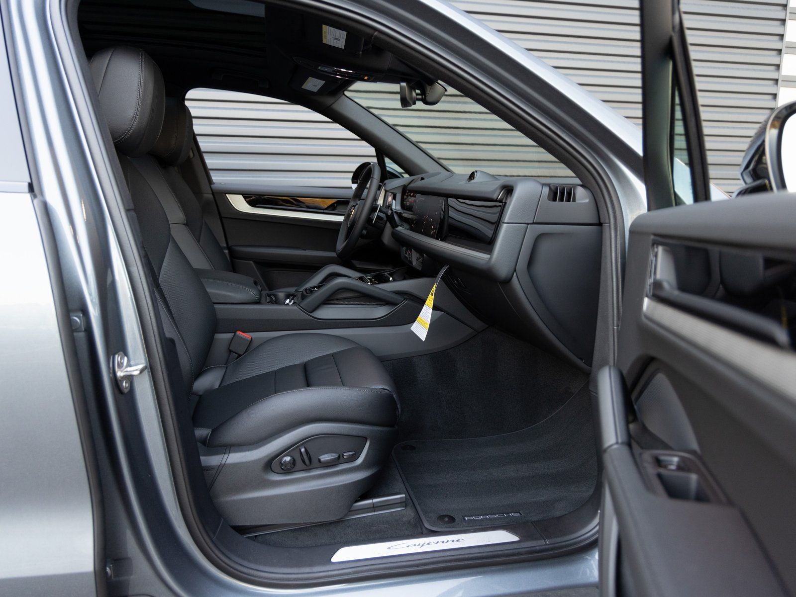 2026 Porsche Cayenne AWD