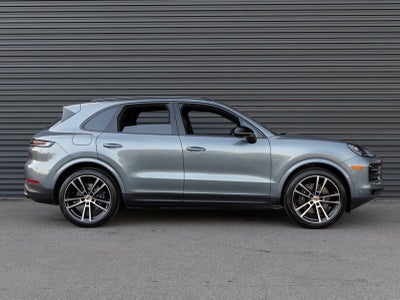 2026 Porsche Cayenne AWD