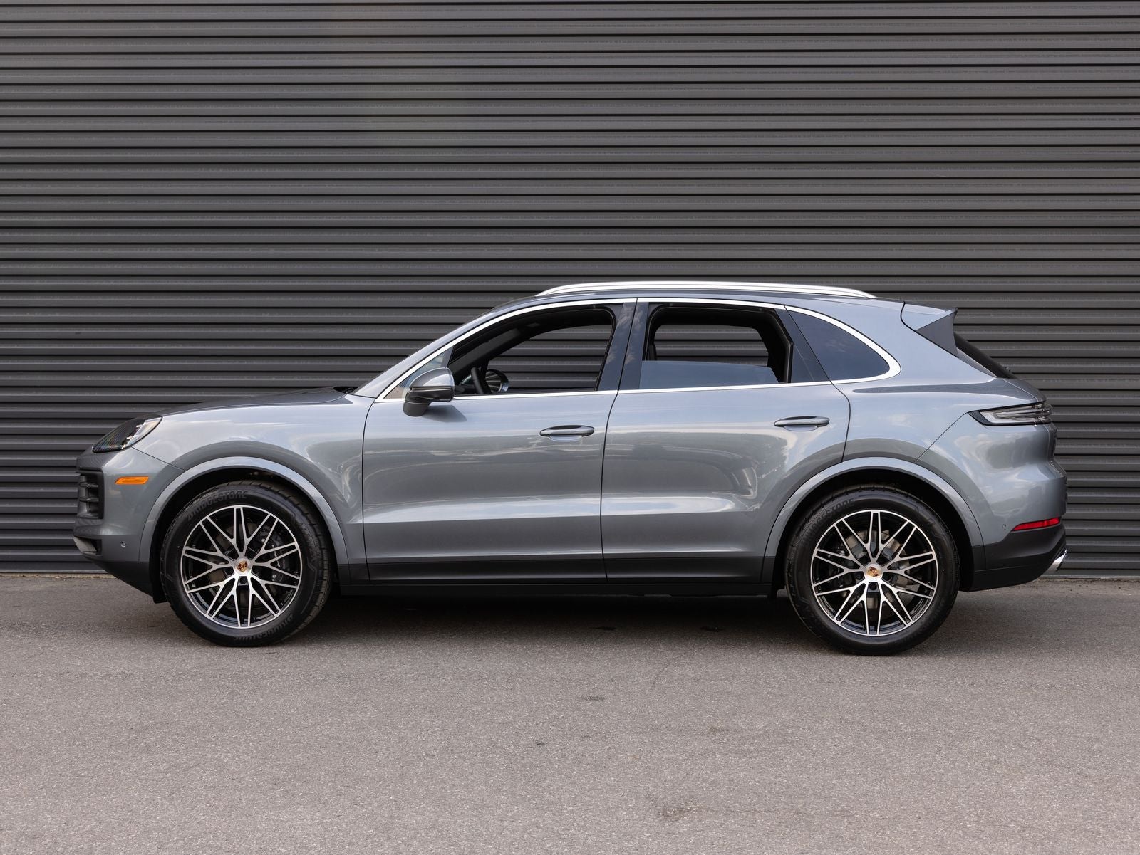 2026 Porsche Cayenne AWD