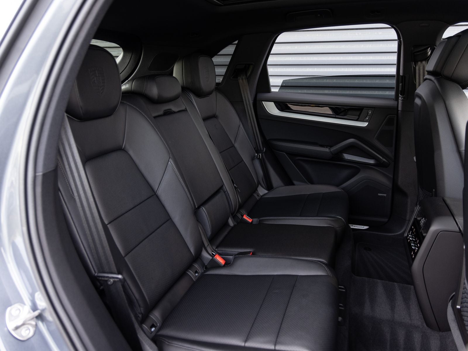 2026 Porsche Cayenne AWD