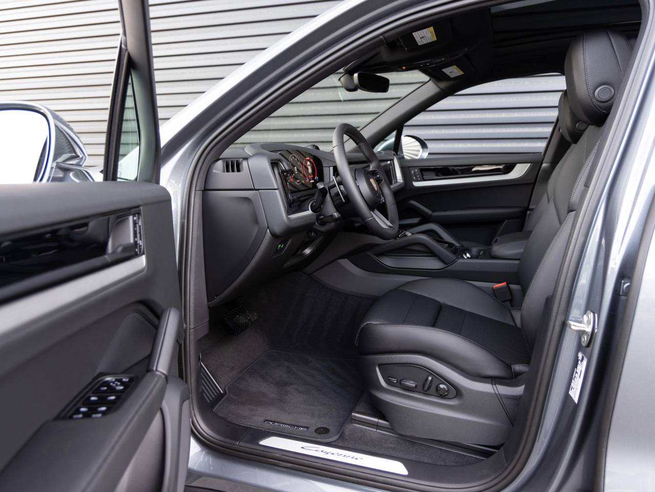 2026 Porsche Cayenne AWD