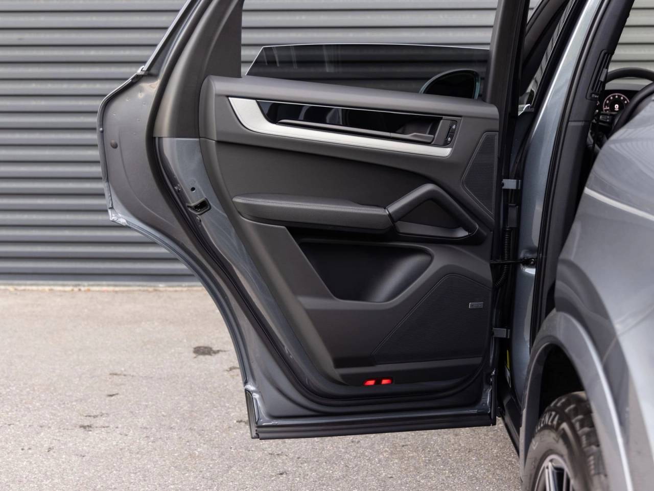 2026 Porsche Cayenne AWD