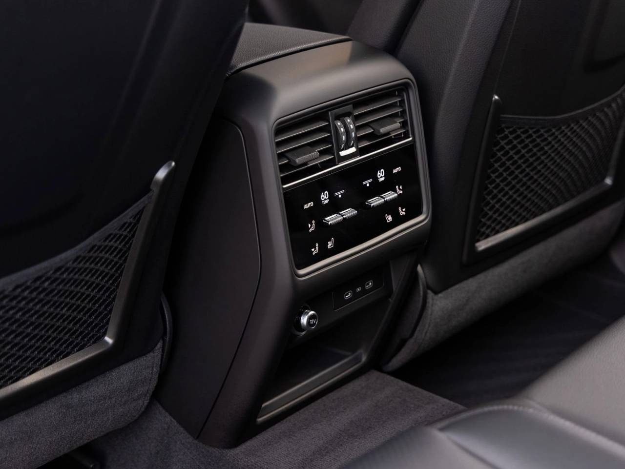 2026 Porsche Cayenne AWD