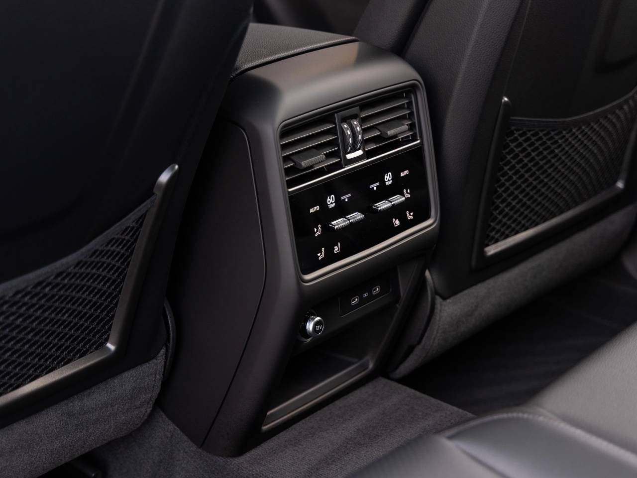 2026 Porsche Cayenne AWD