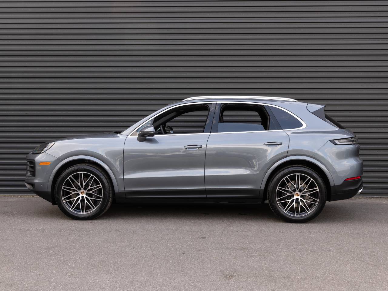 2026 Porsche Cayenne AWD