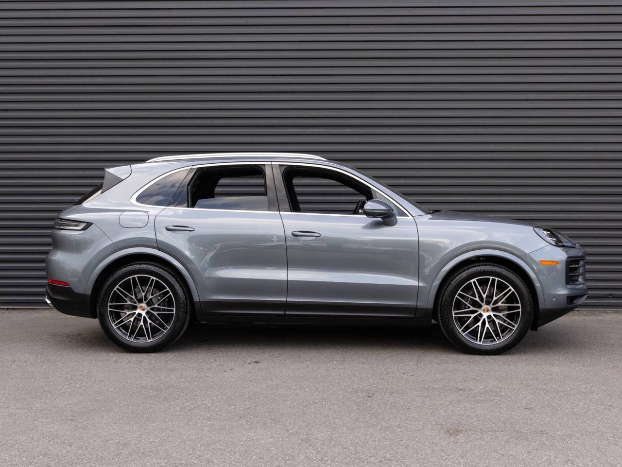 2026 Porsche Cayenne AWD