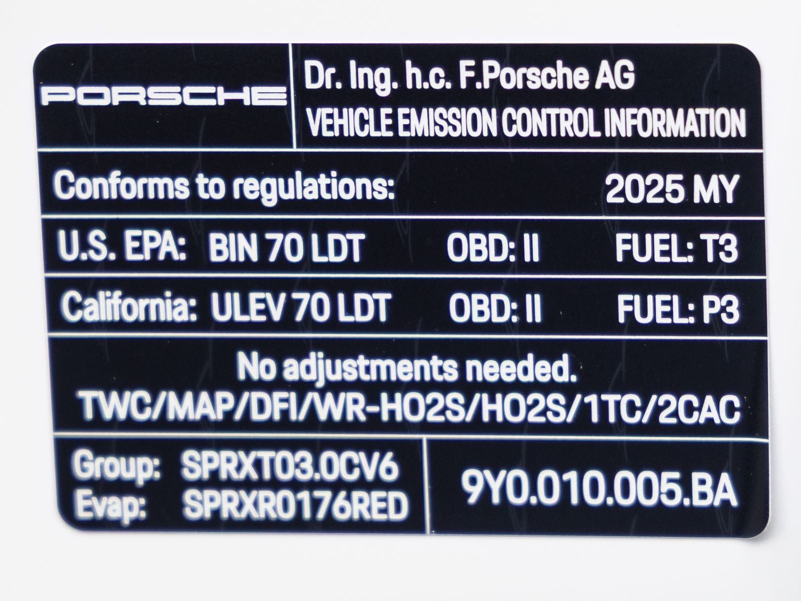 2025 Porsche Cayenne AWD