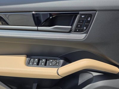 2025 Porsche Cayenne Cayenne