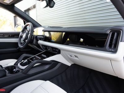 2025 Porsche Cayenne Cayenne