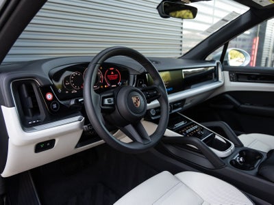 2025 Porsche Cayenne Cayenne