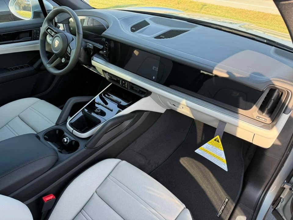 2025 Porsche Cayenne Cayenne