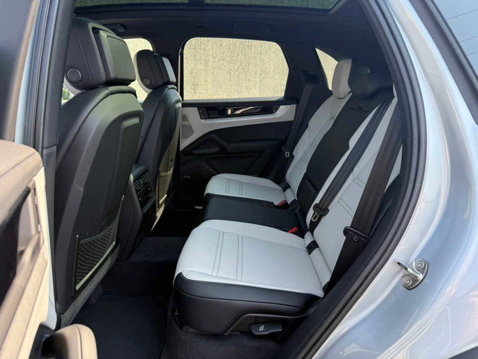 2025 Porsche Cayenne Cayenne