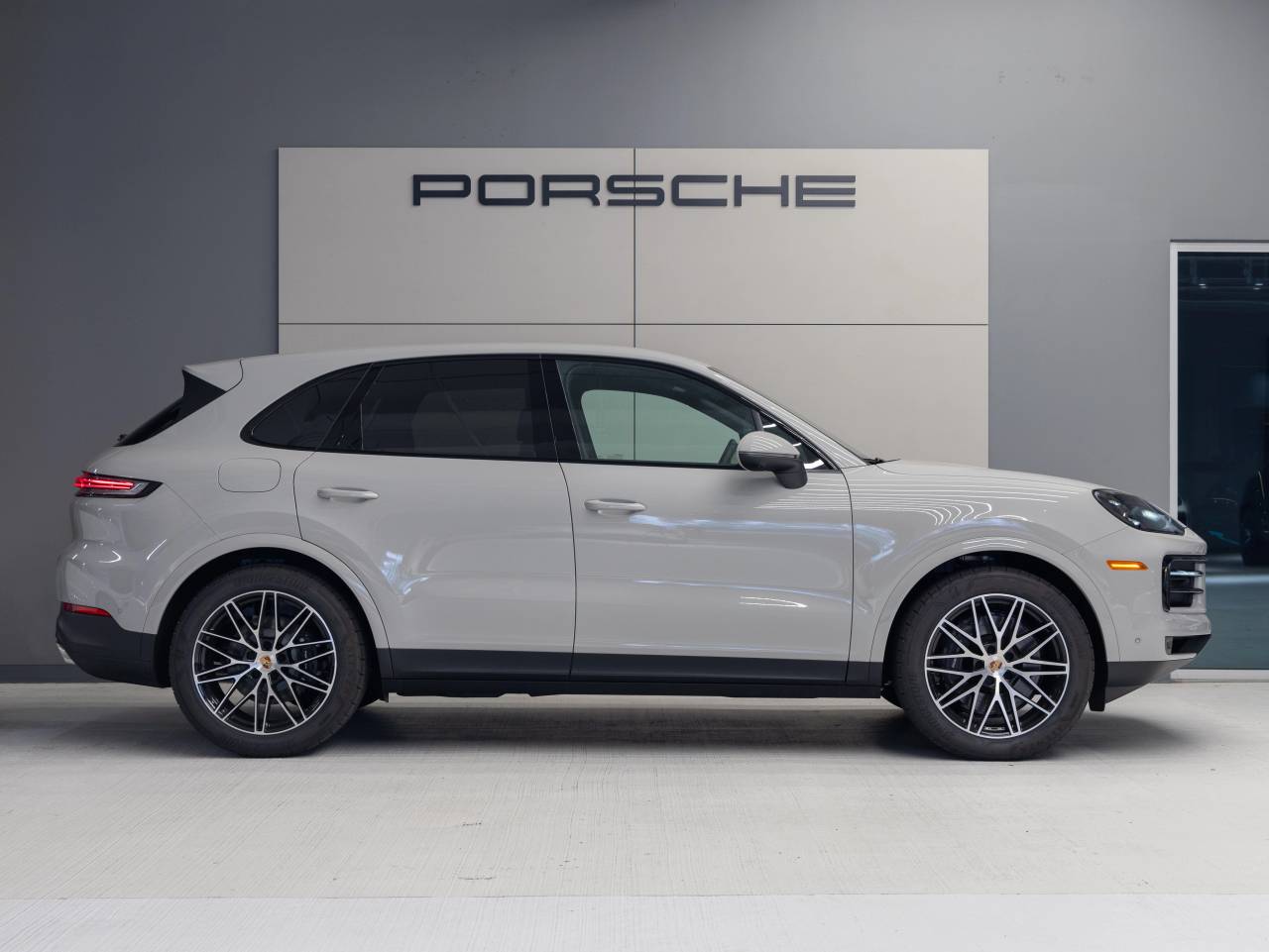 2025 Porsche Cayenne Cayenne