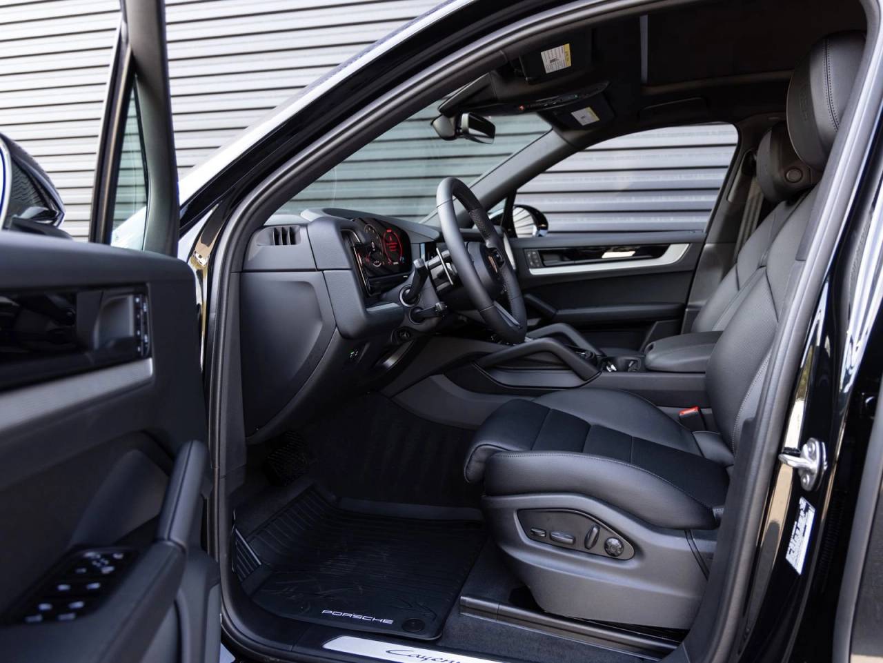 2026 Porsche Cayenne AWD