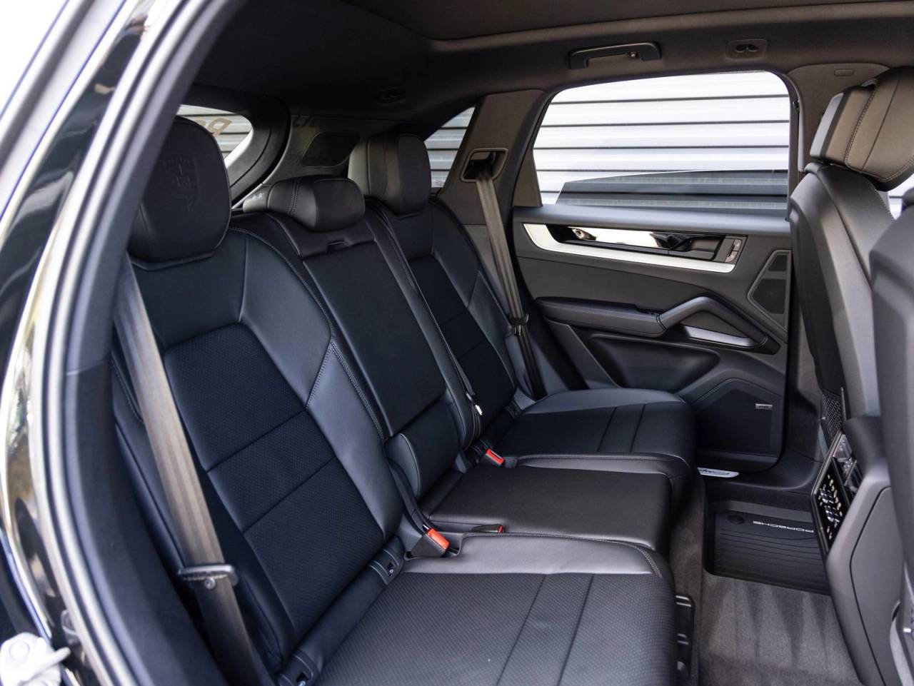 2026 Porsche Cayenne AWD