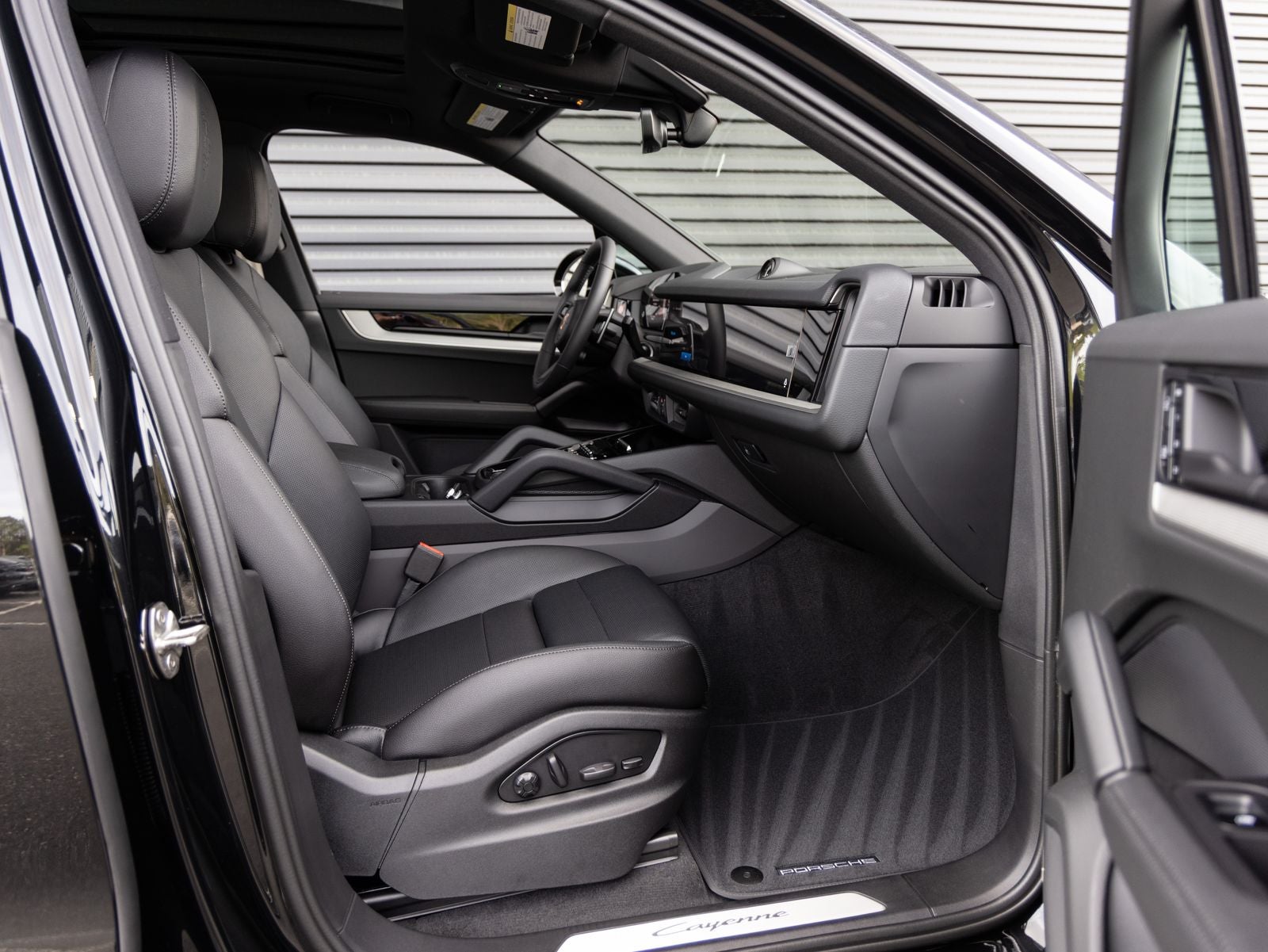 2026 Porsche Cayenne AWD