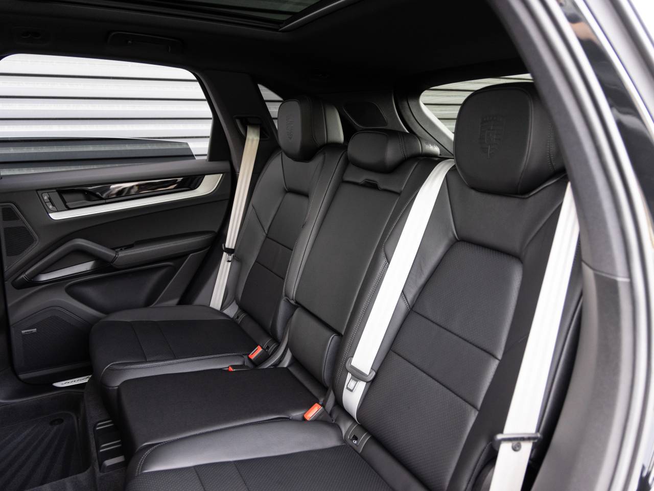 2026 Porsche Cayenne AWD