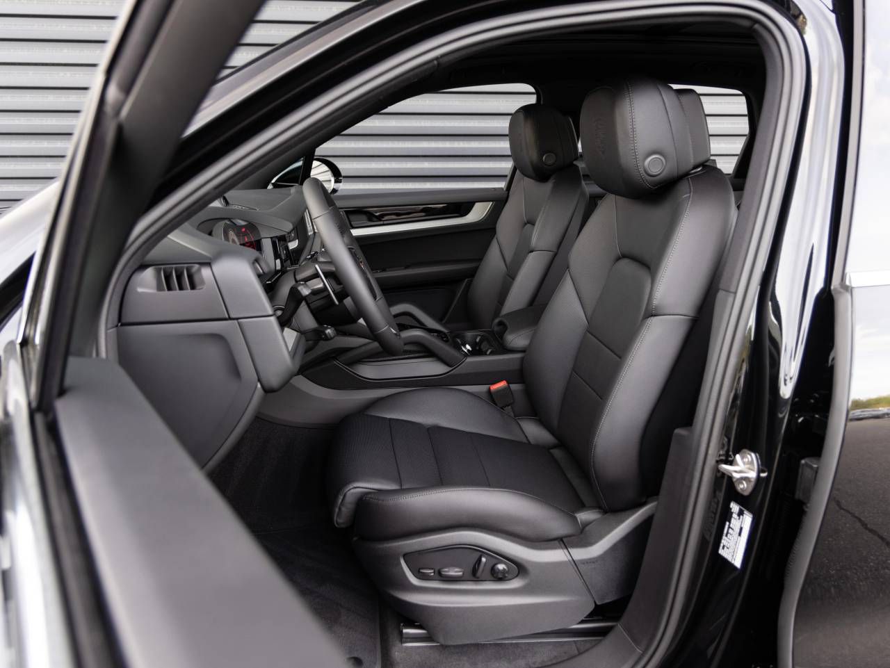 2026 Porsche Cayenne AWD