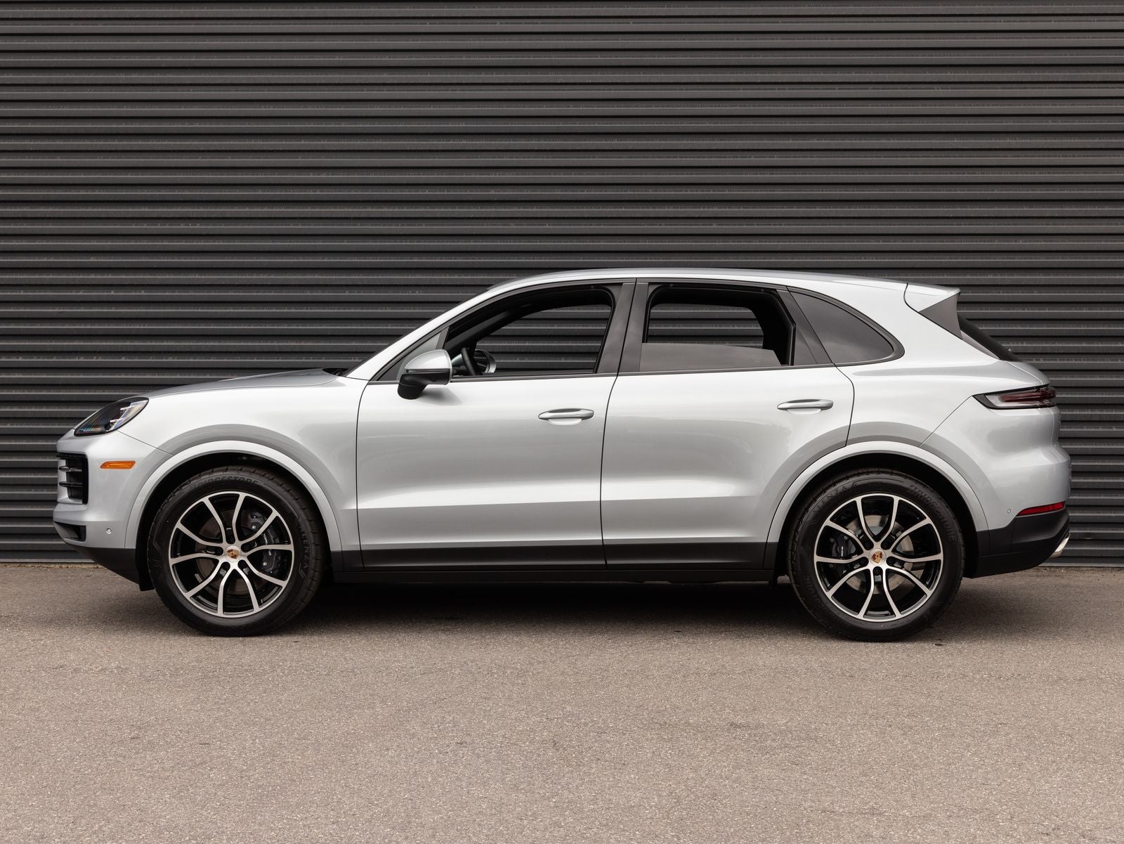 2026 Porsche Cayenne AWD