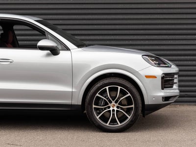 2026 Porsche Cayenne AWD