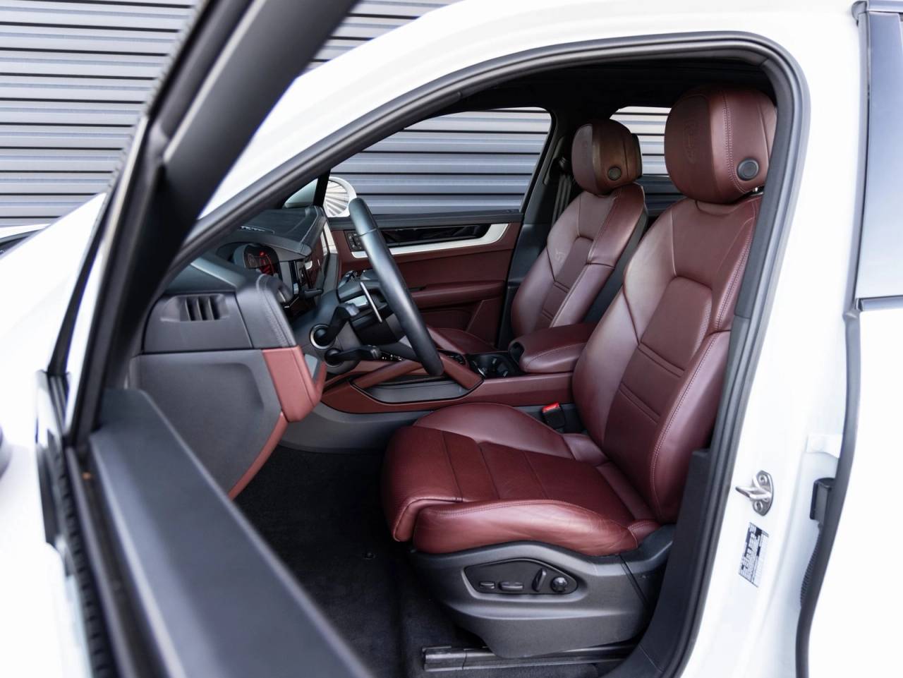 2024 Porsche Cayenne Cayenne (MY24)