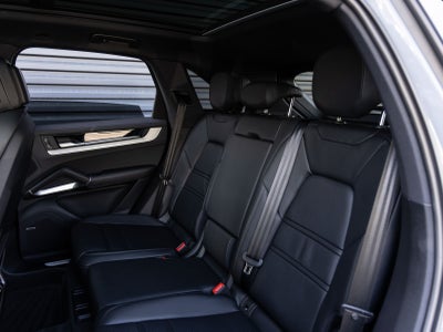 2025 Porsche Cayenne Cayenne