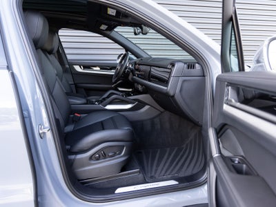 2025 Porsche Cayenne Cayenne
