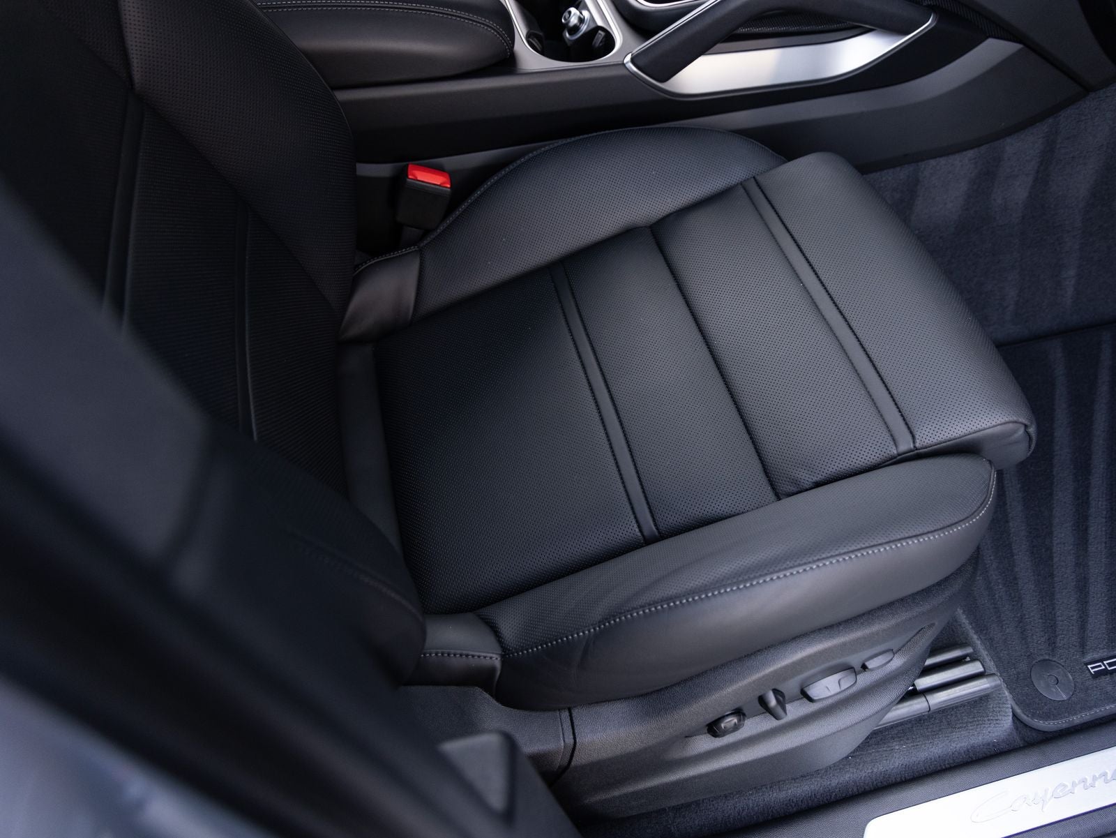 2025 Porsche Cayenne Cayenne