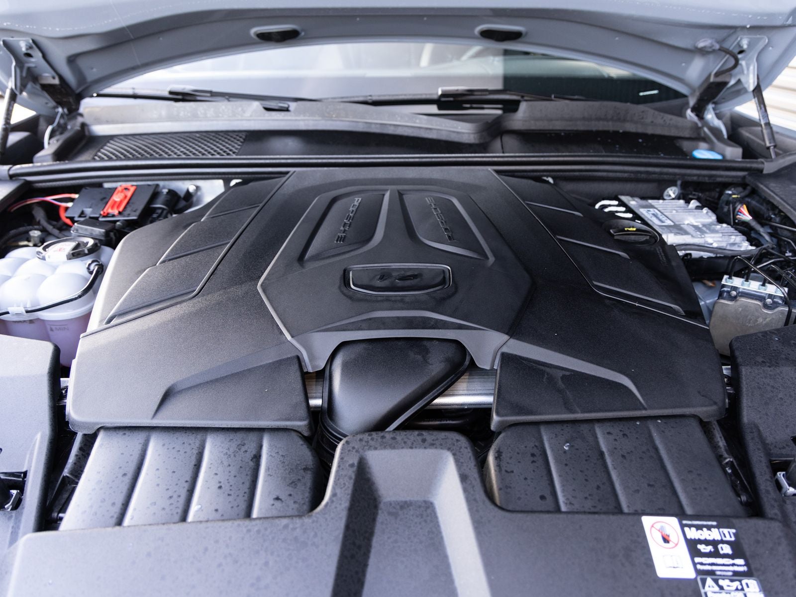 2025 Porsche Cayenne Cayenne