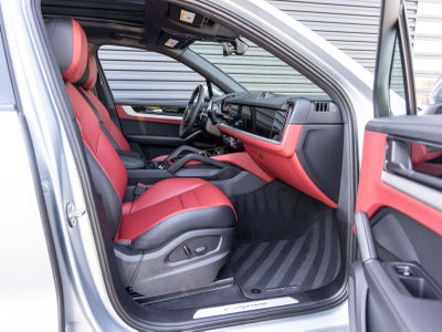 2025 Porsche Cayenne Cayenne
