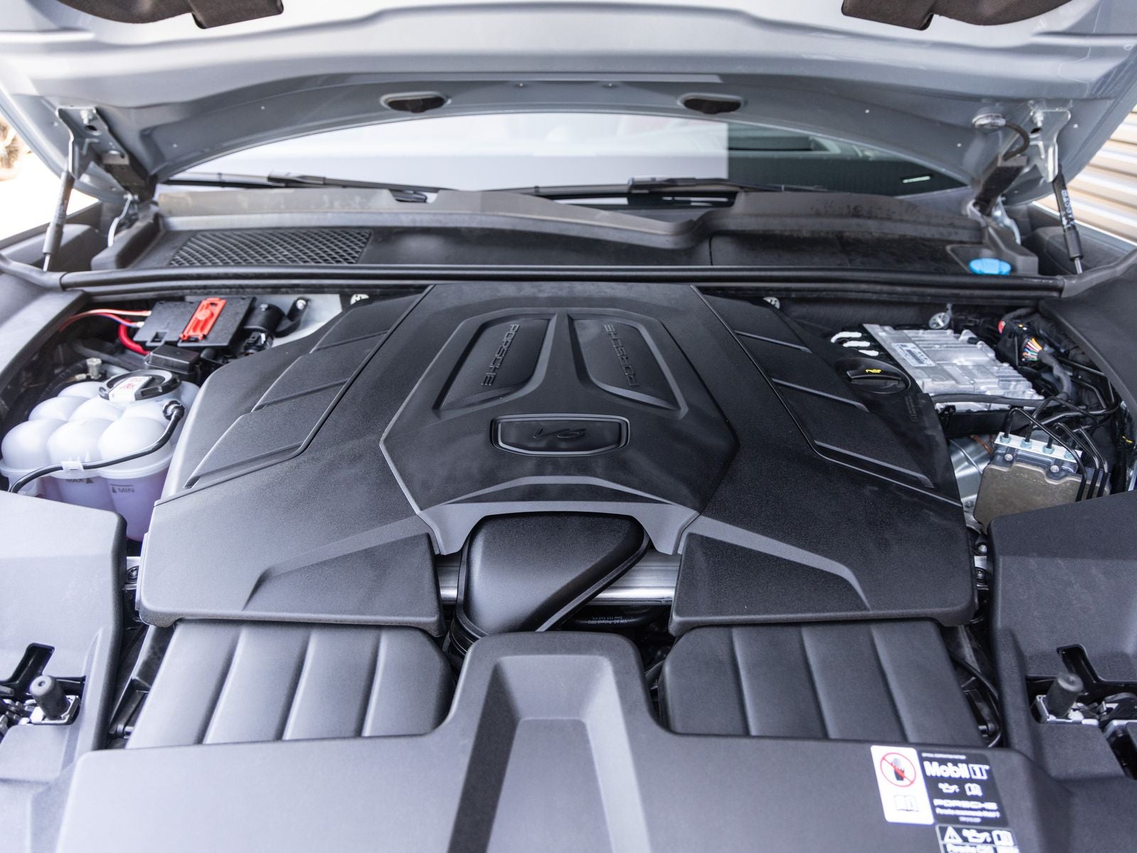 2025 Porsche Cayenne Cayenne