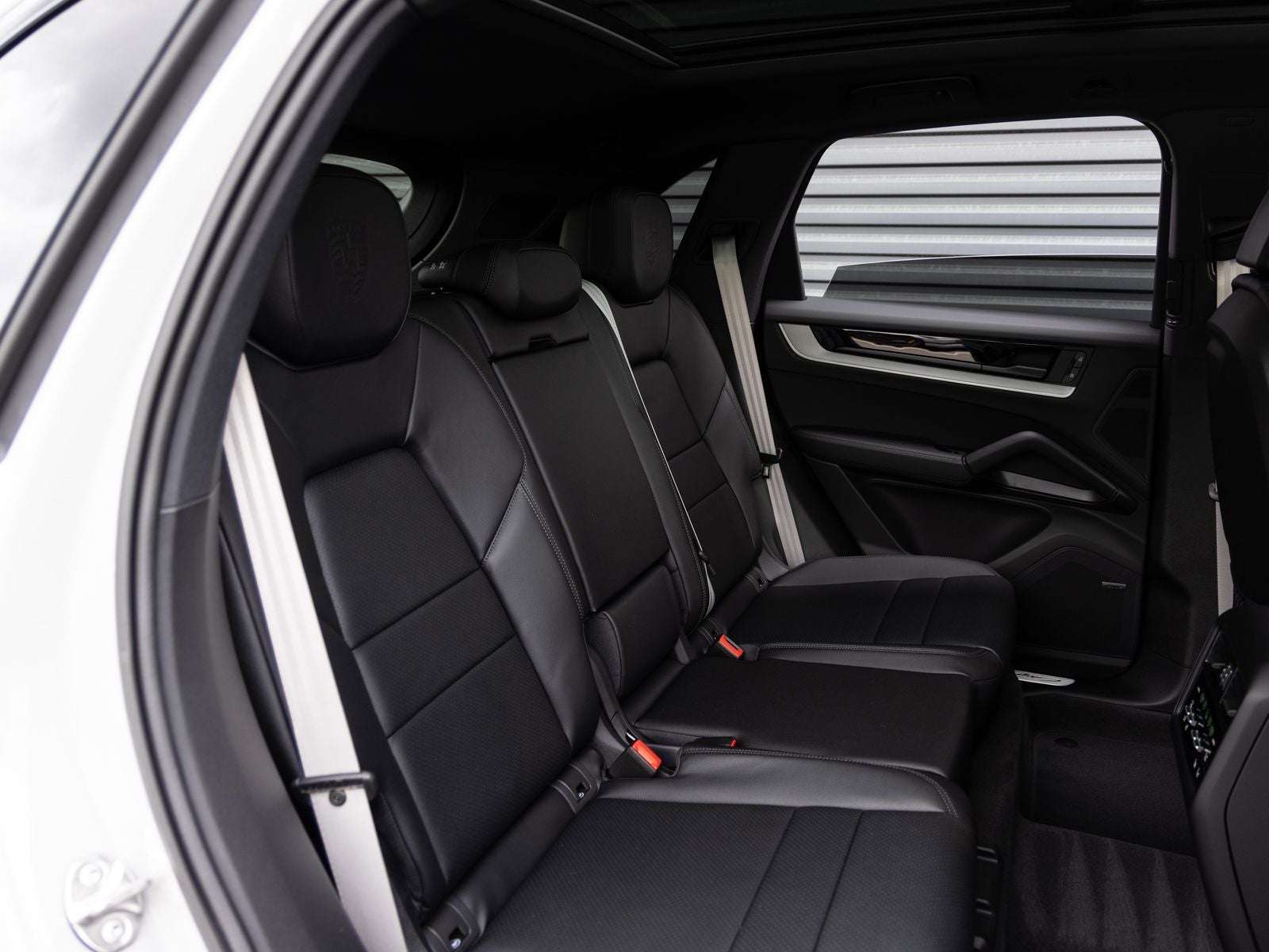 2026 Porsche Cayenne AWD