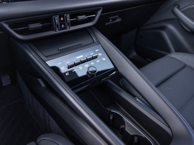 2026 Porsche Macan Macan 4 Electric