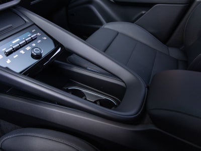 2026 Porsche Macan Macan 4 Electric